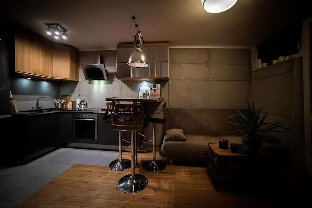 The Glade Of Dreams - Netflix, Sony Ps5 Apartment Warsaw