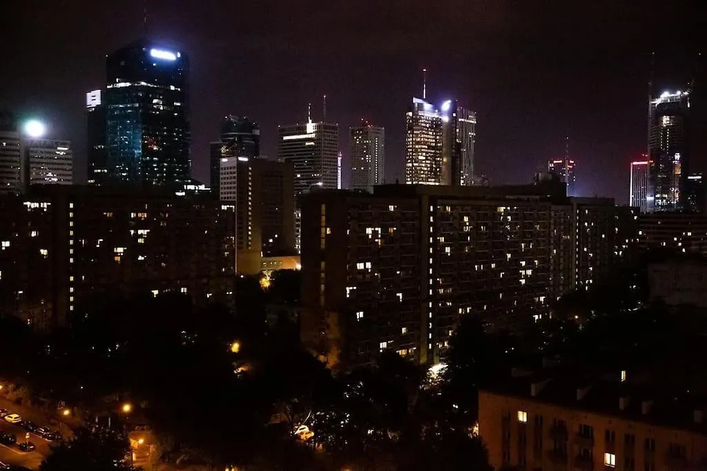 The Glade Of Dreams - Netflix, Sony Ps5 Apartment Warsaw