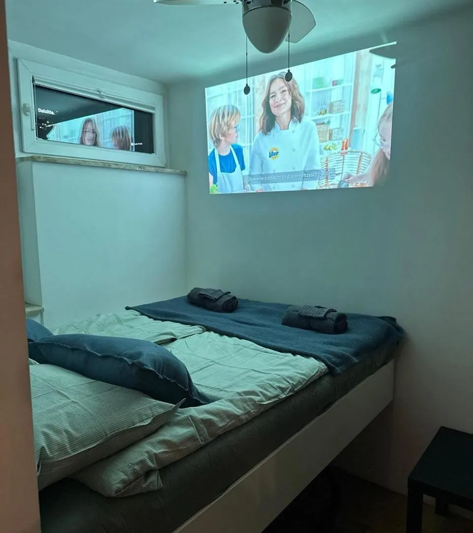 The Glade Of Dreams - Netflix, Sony Ps5 Apartment Warsaw